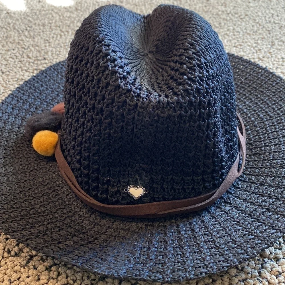 NWOT Embellished Black Fedora with White Heart
